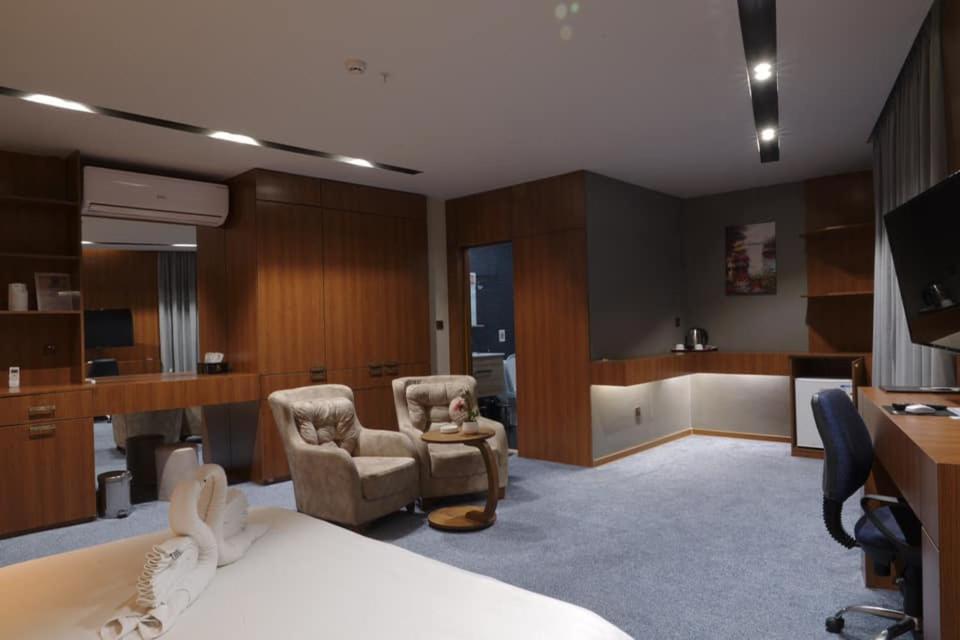 Gratus Hotel Irbíl Exteriér fotografie